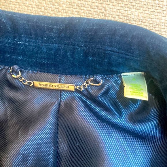 Sigrid Olsen beautiful short jacket with adorable buttons - Picture 5 of 7